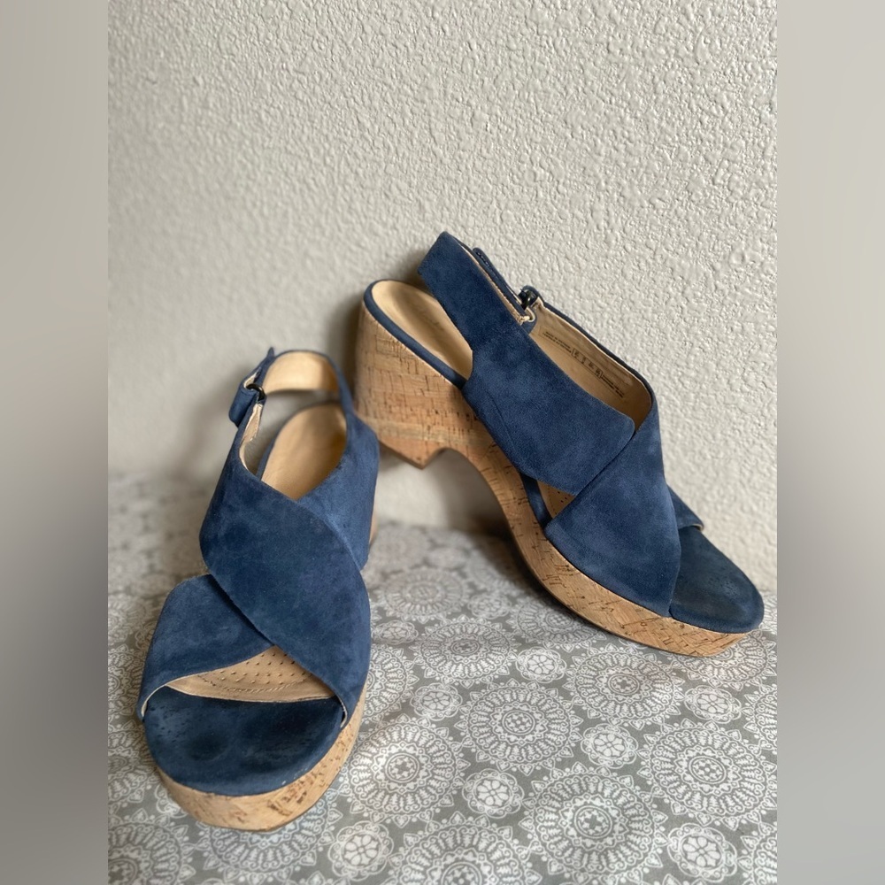 Clarks Artisan~Navy Blue~Suede~ Cross Strap~Platform~Cork Heel Sandal~Size 11